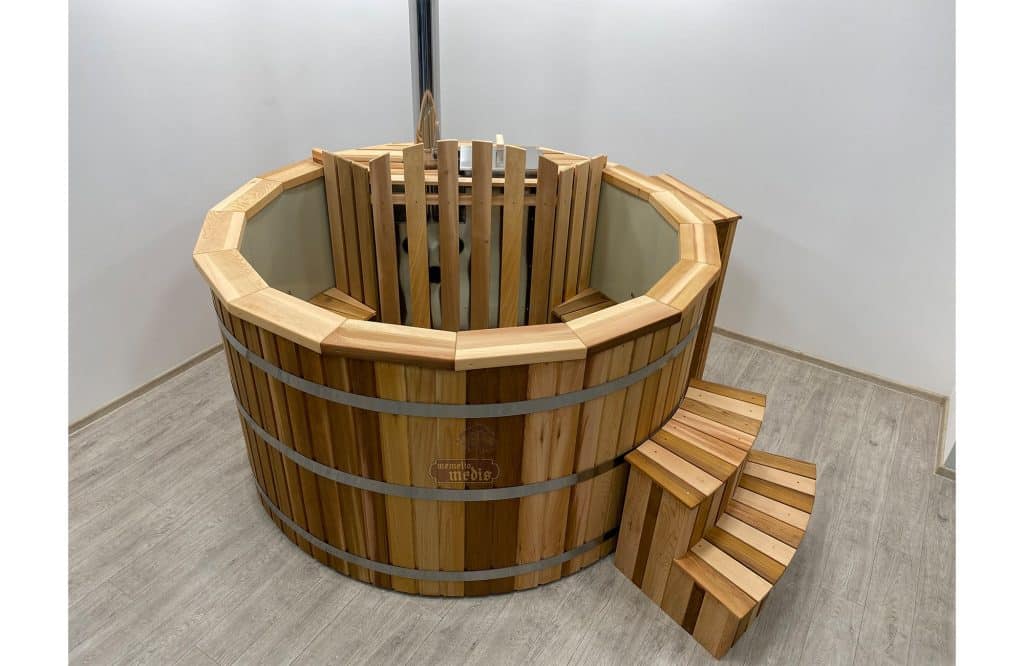 Polypropylene hot tub internal heater light grey insert red cedar wood 1
